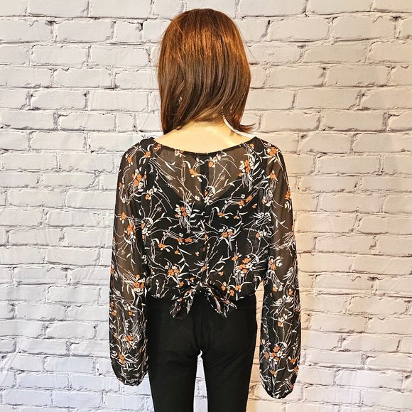 RW&Co. floral print cropped balloon sleeve sheer blouse - Picture 11 of 14